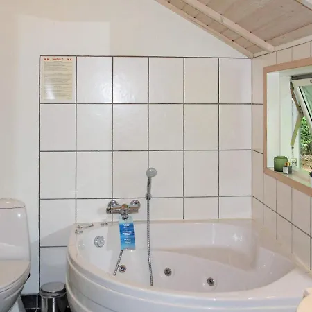 6 Person Holiday In Ansager